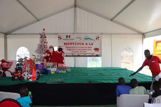 Arbre de Noël 2022: Cérémonie de remise de cadeaux aux enfants des agents du Ministère de l’Eau et de l’Assainissement
